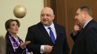 Догодина ансамбълът по художествена гимнастика влиза в нова зала