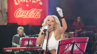 MAD TV излъчва „тайния концерт" на Деси Слава