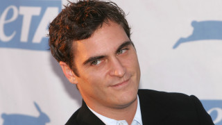 Започва работа по нов филм който ще разкаже историята на