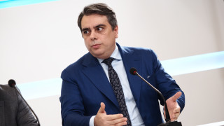 Съпредседателят на Продължаваме промяната Асен Василев опровергава твърдение на бившия