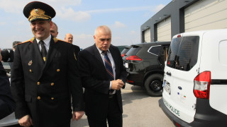 МВР поема отговорността за непроверените пътници на летище "София"