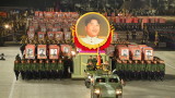  Ким Чен Ун, Шойгу и Ли Хонгжун посрещнаха военния церемониал на Северна Корея 