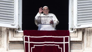 Папа Франциск назначи първата жена начело на важна ватиканска служба Италианската