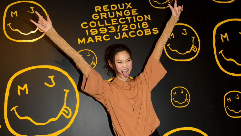 Nirvana съдят известен дизайнер заради лого