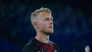 Бившият капитан и абсолютна легенда на Дания Симон Кяер