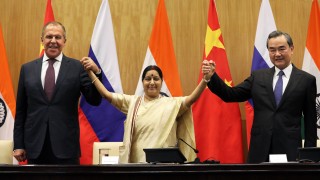 Положението на Корейския полуостров рискува да премине в гореща фаза