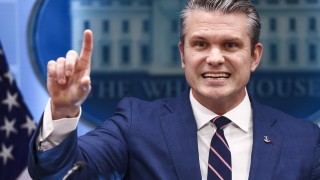  Хегсет: Блокадата на САЩ срещу Иран "става глобална" 