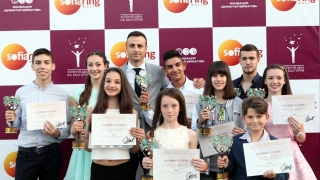 Фондация "Димитър Бербатов" награди най-добрите от клуб 2015