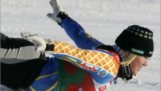 Аня Першон спечели малкия кристален глобус в суперкомбинацията