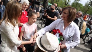 Бившият лидер на БСП сега вече Корнелия Нинова съобщи