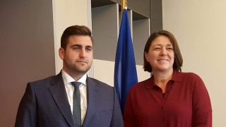 Не трябва директивата за командированите работници да обхваща хората заети