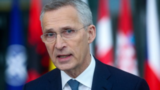 Столтенберг подкрепи украинската операция в Курска област