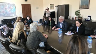 Поемам ангажимент да съдействам за това увеличението на заплатите да