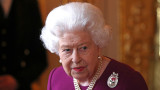 Кралица Елизабет Втора, коронавирусът и защо ще загуби милиони