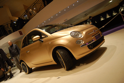 Златен FIAT 500