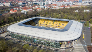 От тима от Втора Бундеслига Динамо Дрезден признаха за нови