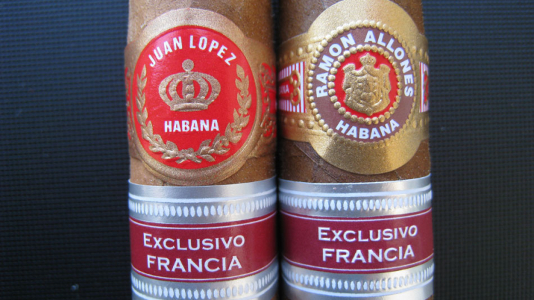 Бели опаковки за цигарите във Франция