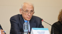 Министър Кирилов за починалия полицай: Да се спекулира с човешкия живот е недопустимо