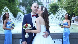 Моника Валериева беше шаферка на сестра си (СНИМКИ)