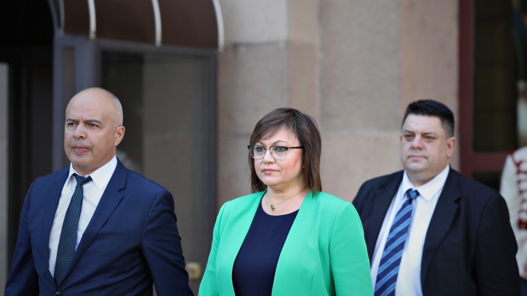 Лидерът на БСП Корнелия Нинова, партията мандатоносител за съставяне на