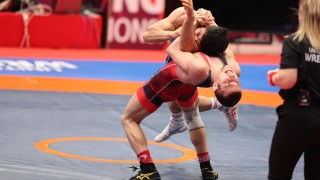 7 наши борци излязоха на тепиха днес по време на