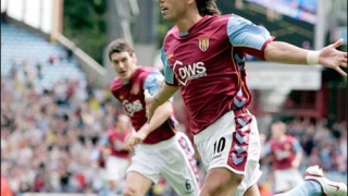 Астън Вила и Лион размениха Карю и Барош