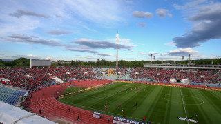 Екипът на Извън групата се обади на телефоните оставени в