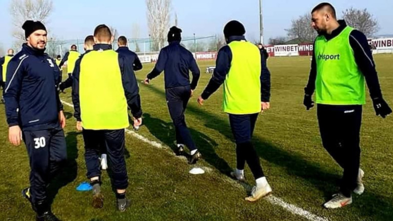 Божинов и Бандаловски започнаха подготовка с отбор от Втора лига, не е ЦСКА 1948