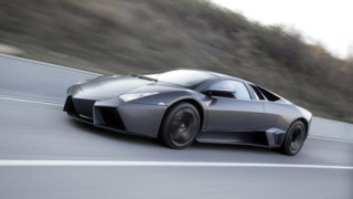 Lamborghini Reventon с нова супербоя