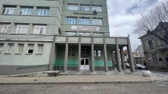 След още бомбени заплахи - всички училища в Сливен са затворени