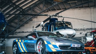 Когато полицията те гони с Ferarri