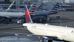 Двама техници са виновни за блокирането на всички пътнически полети в САЩ