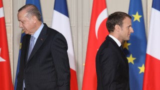 Турция разкритикува Франция за нечестното съобщение на Елисейския дворец след