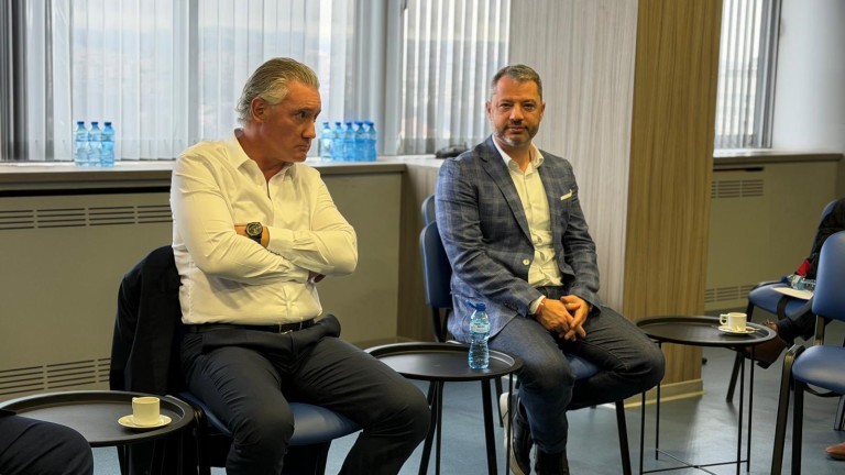 Изображение 742460