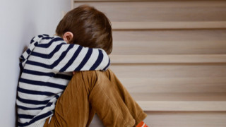 Жена преби 11 годишно дете в плевенското село Буковлък съобщава БТА Образувано