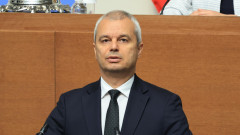 Костадинов алармира: ВКС е разрешил смяна на пола на три лица