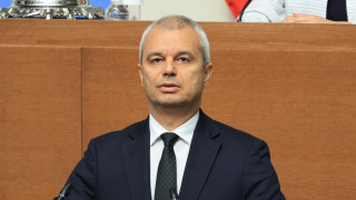 Костадинов алармира: ВКС е разрешил смяна на пола на три лица