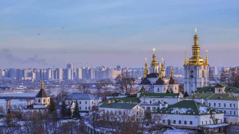 Депутатите в Украйна приеха законодателство, което отваря пътя към приватизацията