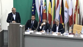 Станишев: Намерихме пари за панелки, да намерим и за енергетика