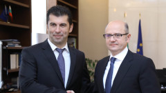 Петков и министъра на енергетиката на Азербайджан обсъдиха енергийната криза