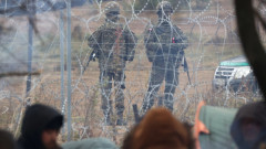 7 полицаи, граничарка и военен са ранени при мигрантския щурм на полската граница