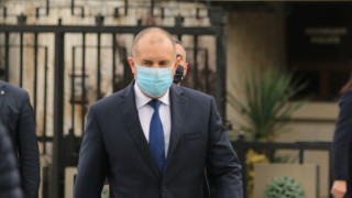 Не трябва дебатът за коронавируса да се партизира Това заяви