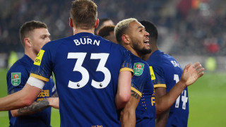 Полузащитникът на Нюкасъл Жоелинтон е вариант за състава срещу Ливърпул