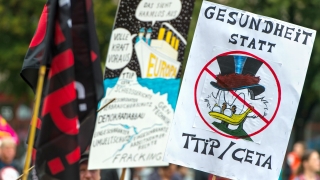 Десетки хиляди германци протестират срещу ТТИП