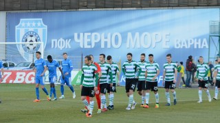 Сериозни кадрови проблеми има треньорът на Черно море Илиан Илиев