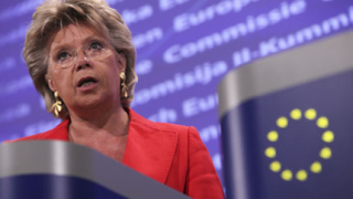 ЕК разгневи Франция