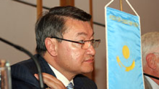 Казахстанският премиер подаде оставка