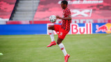  Манчестър Юнайтед готви атака за замбийски голаджия 