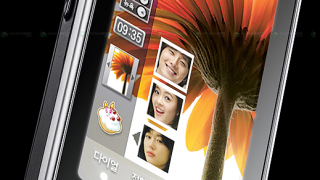 Samsung представи телефон c тактилна сензорна реакция (галерия и видео)