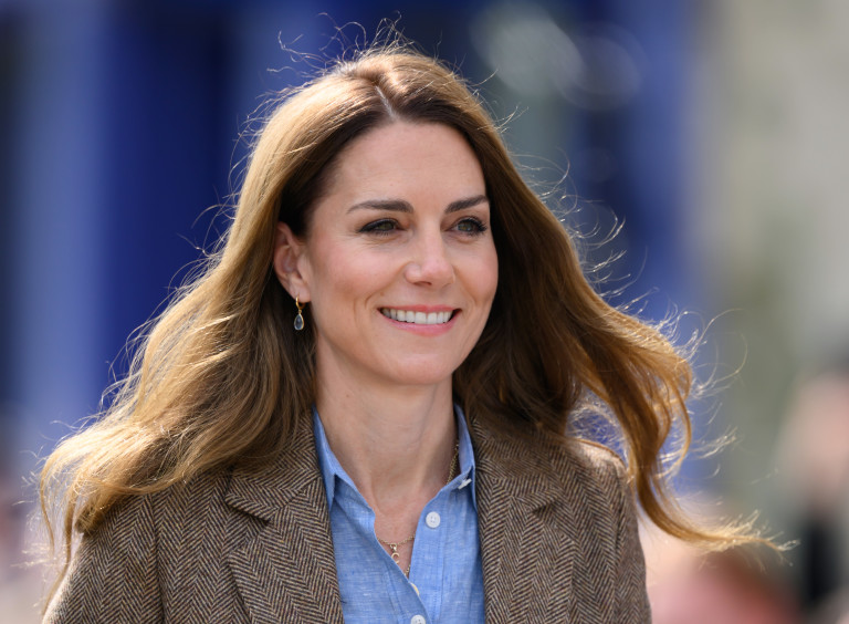 Кейт Мидълтън сияе